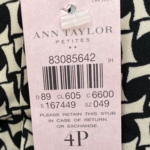 Ann Taylor Factory Petites 4P Black Cream Geometric V-Neck Sleeveless Dress NWT - Picture 8 of 12